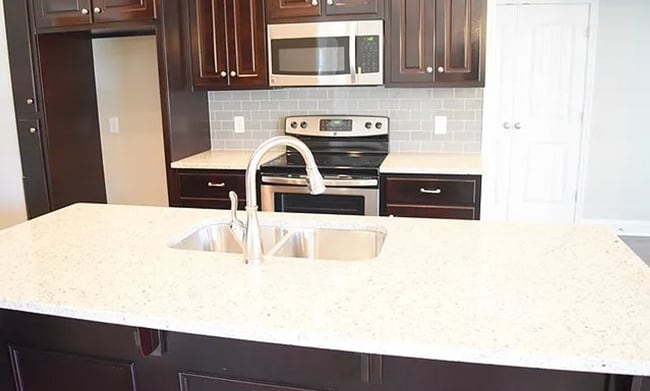 Photo - 10 Ivy Cross