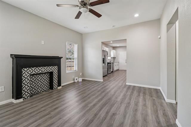 Photo - 418 Lansing St