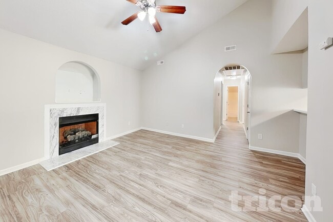 2013 Mission Oaks St