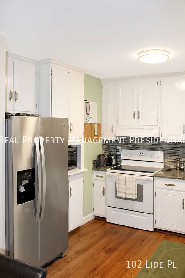 Photo - 102 Lide Pl