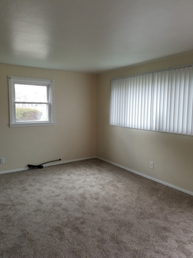 Photo - 131 N Edgehill Ave