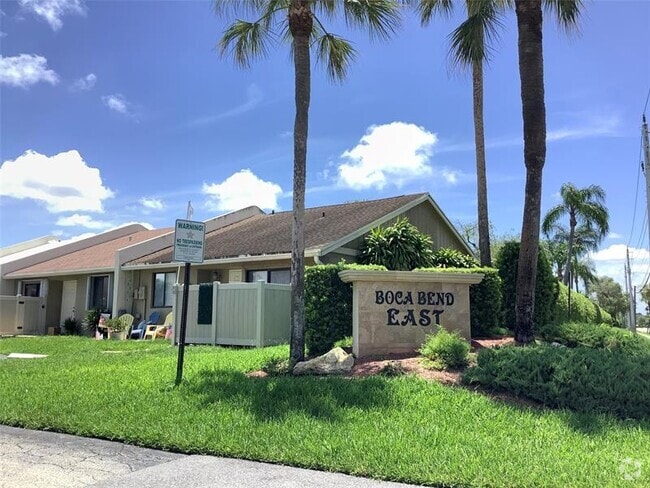 Building Photo - 10128 Boca Bend E Rental