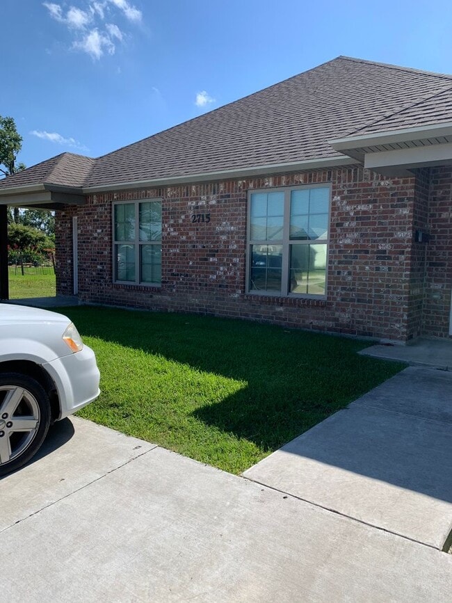 Photo - Apartment for lease Unit A