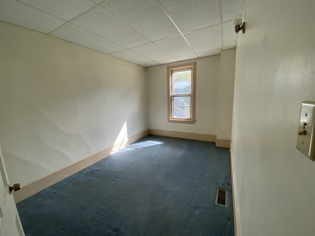 Photo - 229 Valley St Unit Downstairs