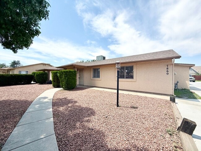 Building Photo - 7860 Spouse Dr Unit A