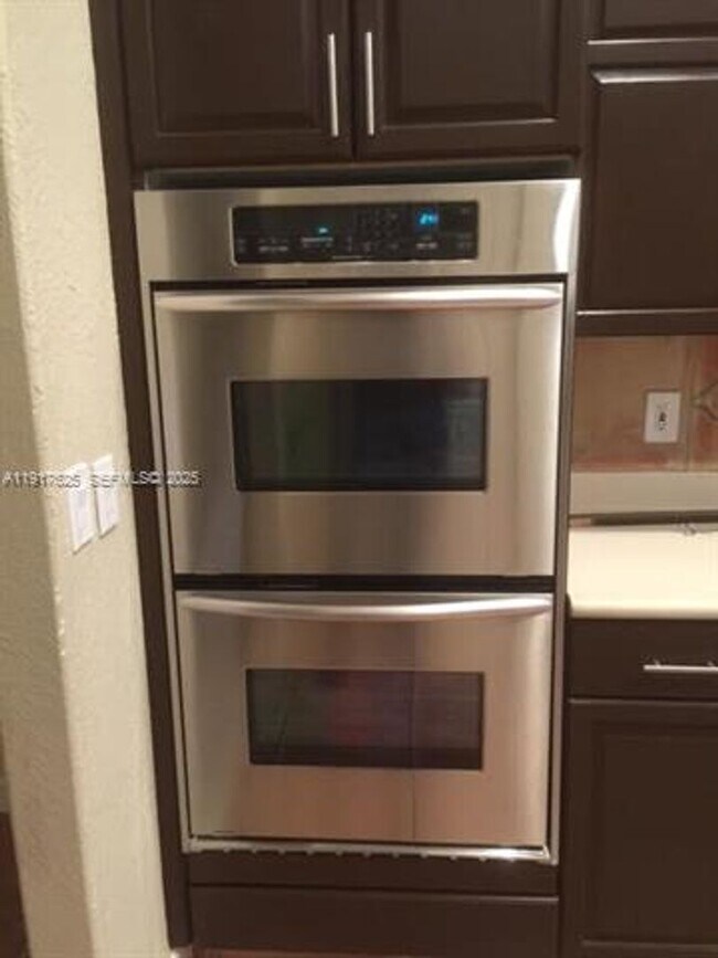 Photo - 11313 NW 65th St