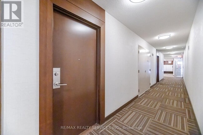 Photo - 151 Village Green Square Unit 206