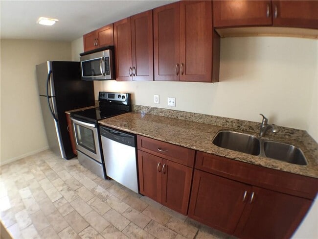 Photo - 2800 Cole St Unit C207