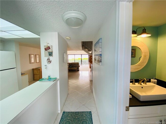 Photo - 11000 S Ocean Dr