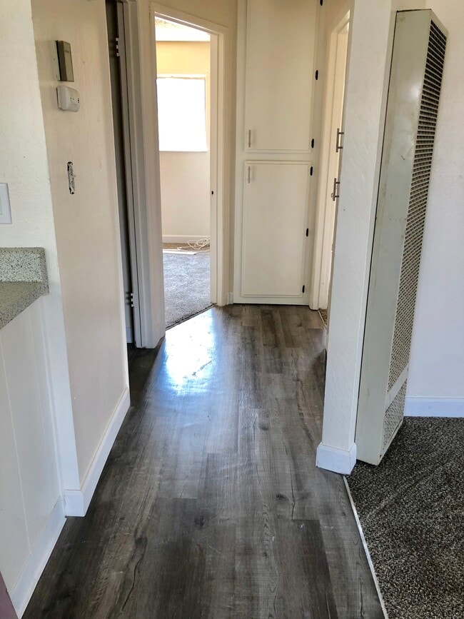 Photo - 306 S Church St