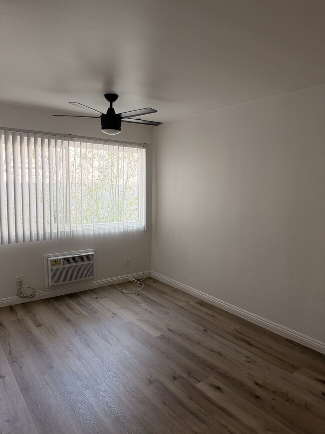 Photo - S&E- Venice Apartments