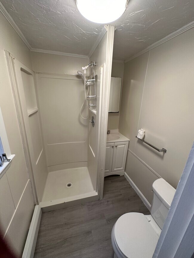 19 Butterfield St Unit First floor