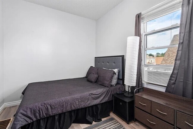 Photo - 51 Wallingford Rd