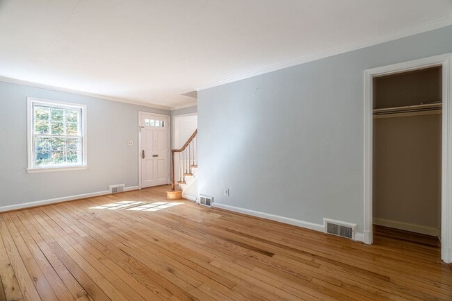 Photo - Charming 3 Bedroom Colonial Home in Bethesda