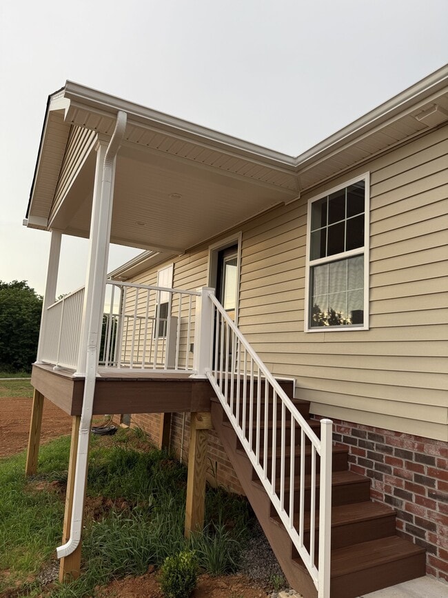 Photo - 105 Robins Way Unit A