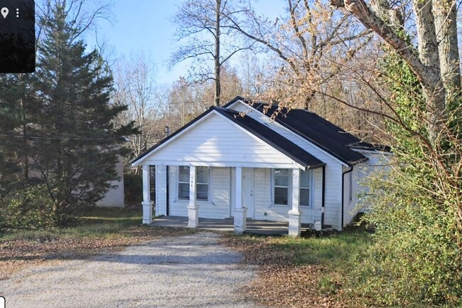 Building Photo - 944 N Franklin Ave