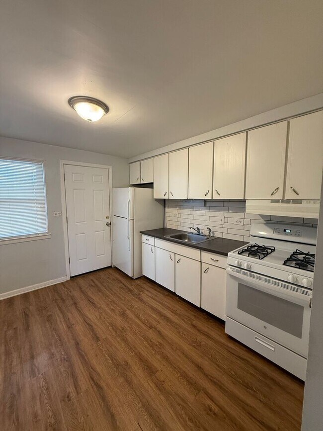 Photo - 2124 14th Ave