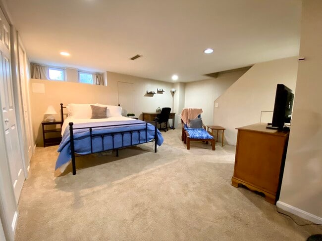 Basement Studio Apartment - 1532 Putty Hill Ave