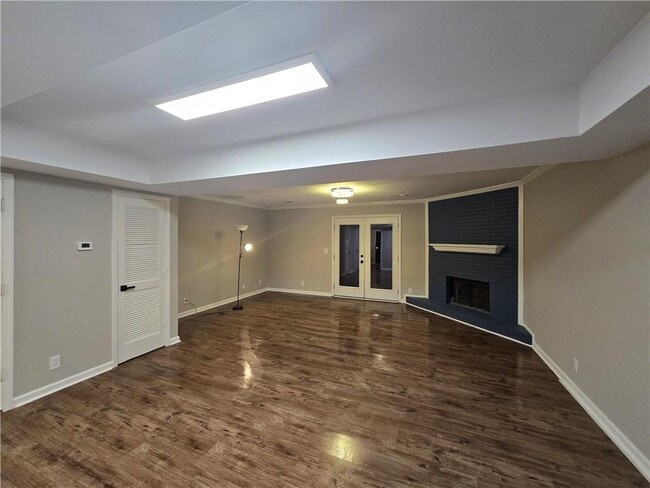 Photo - 6002 Pat Mell Pl SE