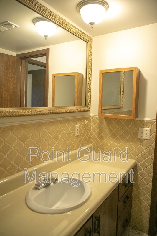 Photo - 2708 N 75th St