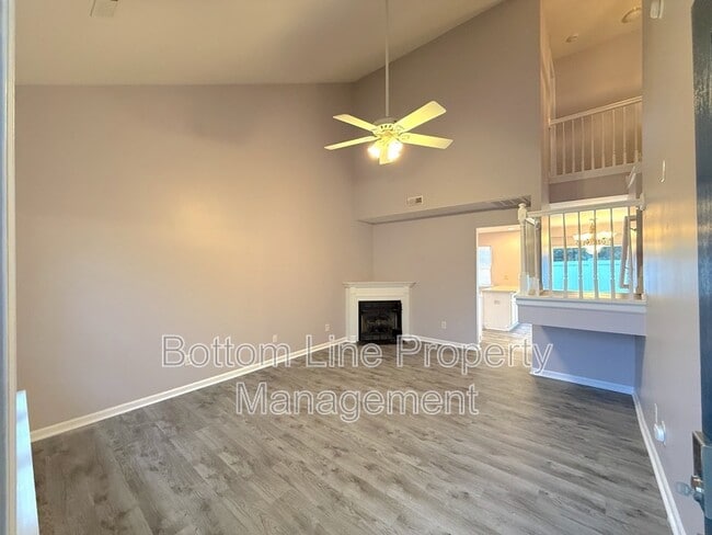 Photo - 224 Primrose Walk