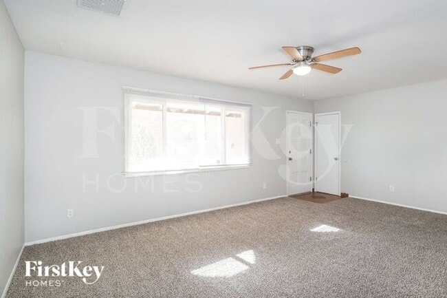 Photo - 15250 N 32nd Dr