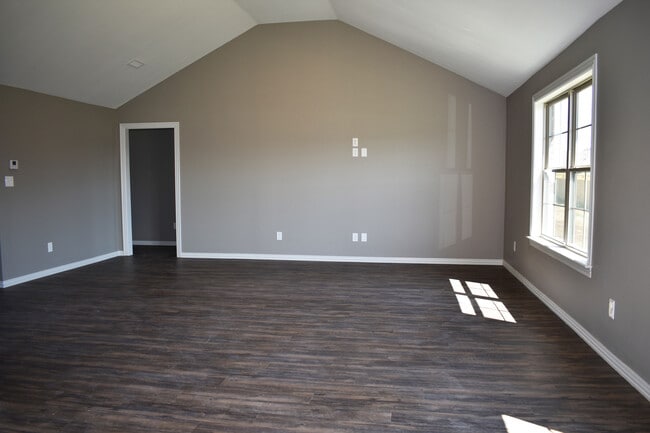 Photo - 4 Bedroom Home in Prairie Grove!!!