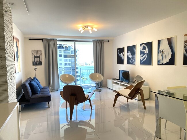 Photo - 770 Claughton Island Dr Unit 1011