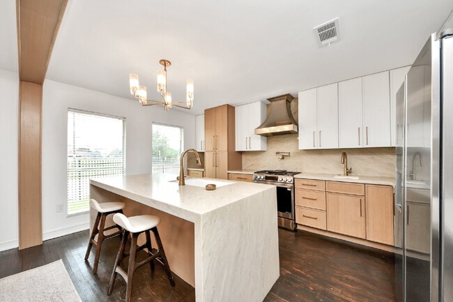 Photo - Luxury Living Meets Modern Elegance in the Heart of Houston