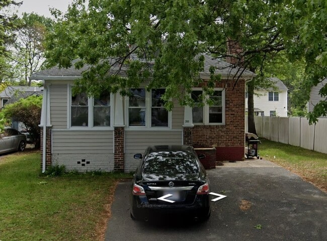 Building Photo - 203 Denver St