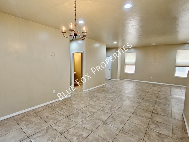 Photo - 5874 N Dartwhite Dr