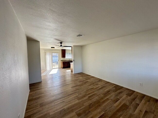 Photo - 4663 E Covina St