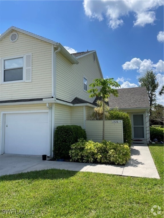Building Photo - 1526 Trafalgar Ln Unit J-102 Rental