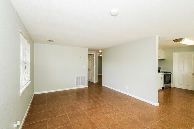Photo - 3 BR/1BA | Newly Renovated Single Family Home | Large yard| In Tampa!
