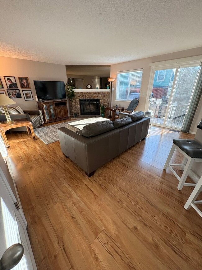 Photo - 8094 Miller Cir