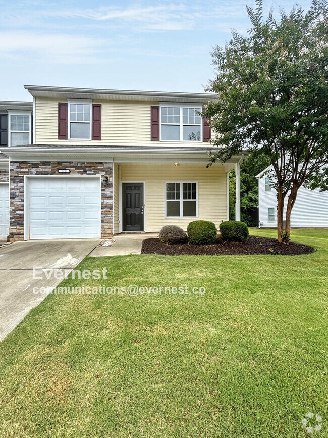Building Photo - Spacious 3-Bedroom, 3-Bath Townhome with M...