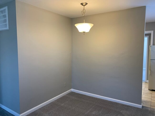 Photo - Four Seasons Area, 3 Bedrooms Plus Office, Fire Place, Convenient to Mall & Interstates.