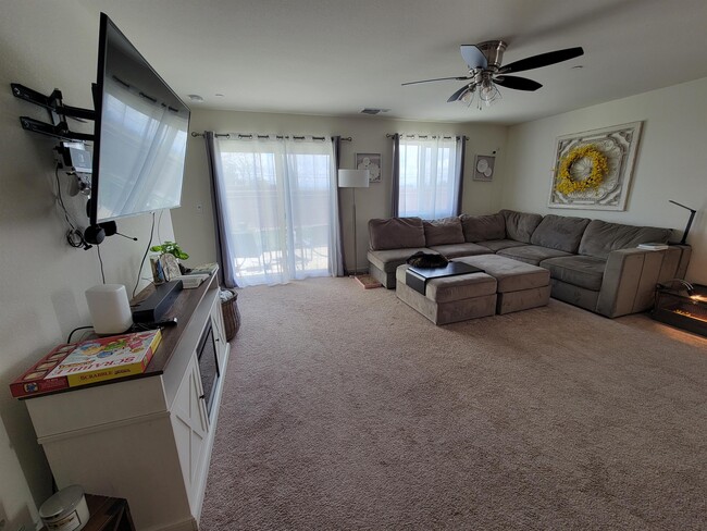 Photo - 3595 Morning Glory St