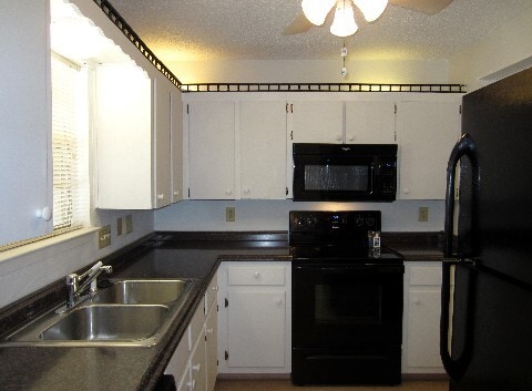 Photo - 902 Willowbrook St