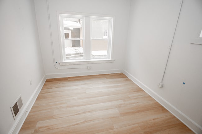 Photo - 1388 W 83rd St Unidad 213