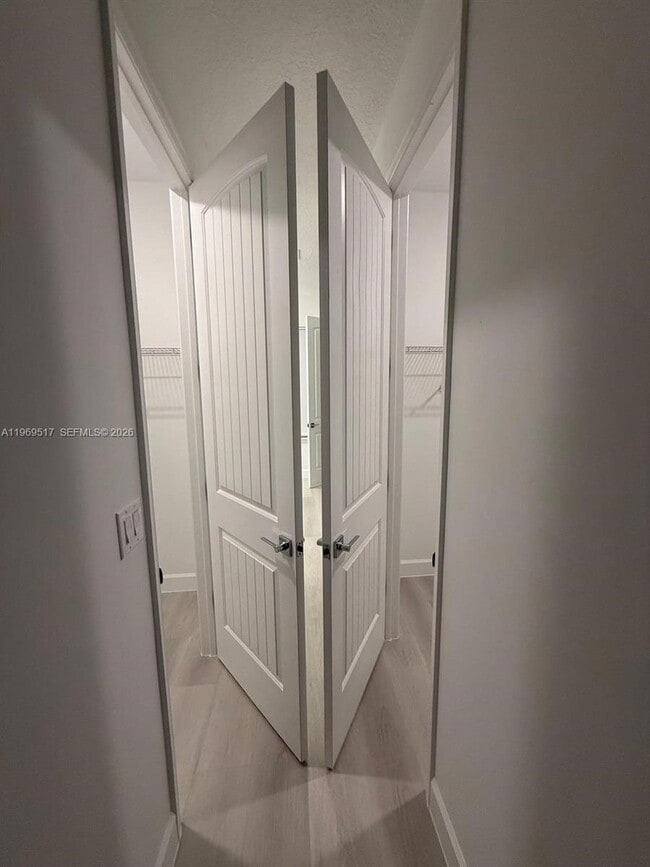 Photo - 1255 Wadsworth St SE