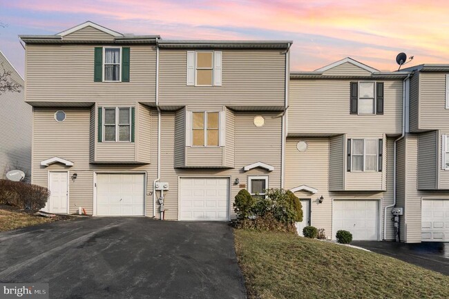 Photo - 263 Chartwood Dr Townhome