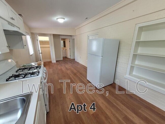 Photo - 6091 Main St Unit Apartment #4