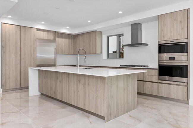 Photo - 475 E Royal Palm Rd Unit 205
