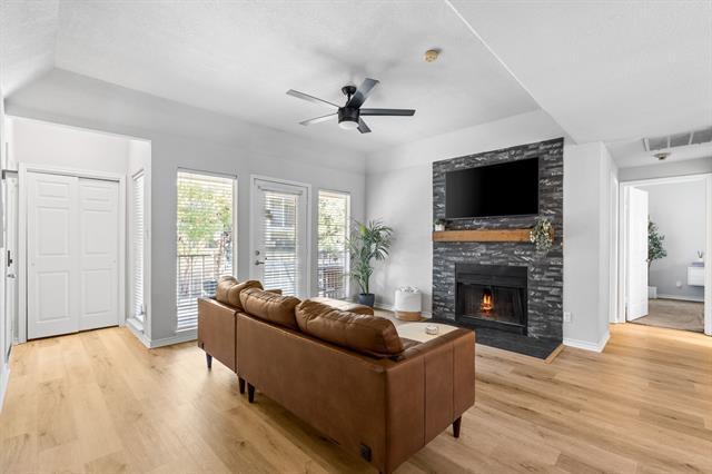 Photo - 3105 San Jacinto St Unidad 201