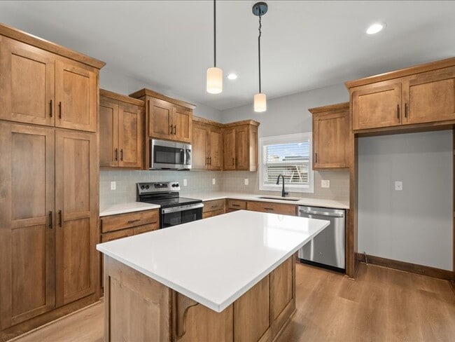 Photo - 16973 W 164th Ter