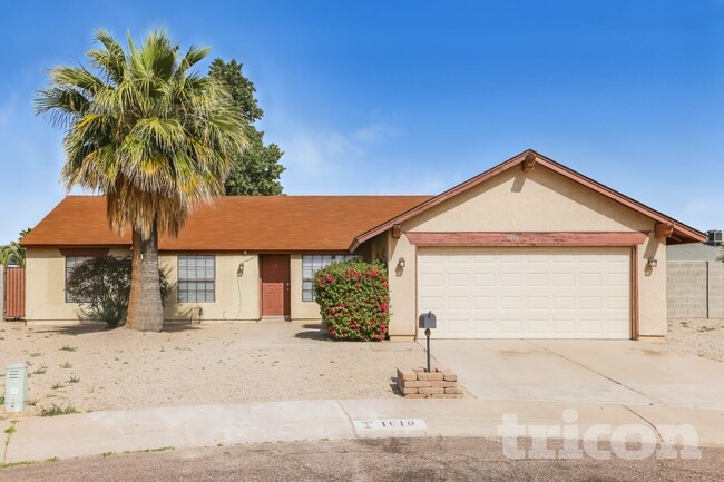 Building Photo - 1010 W Blackhawk Dr