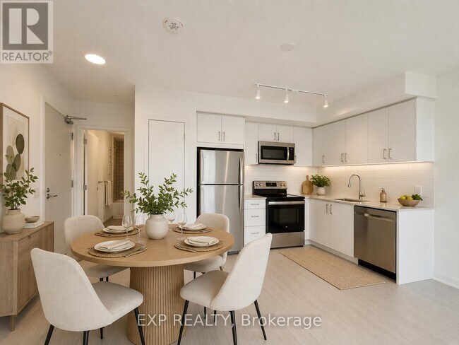 Photo - 4010 Eglinton Ave W Unit 603
