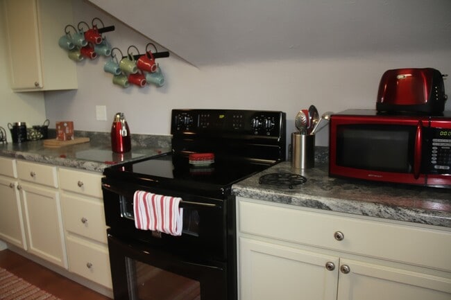 Photo - 1852 Broadway St Unit 204