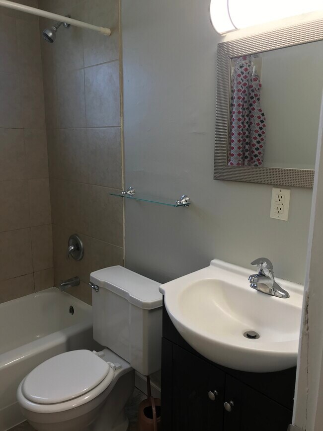 Photo - 134 W 9th Ave Unit A